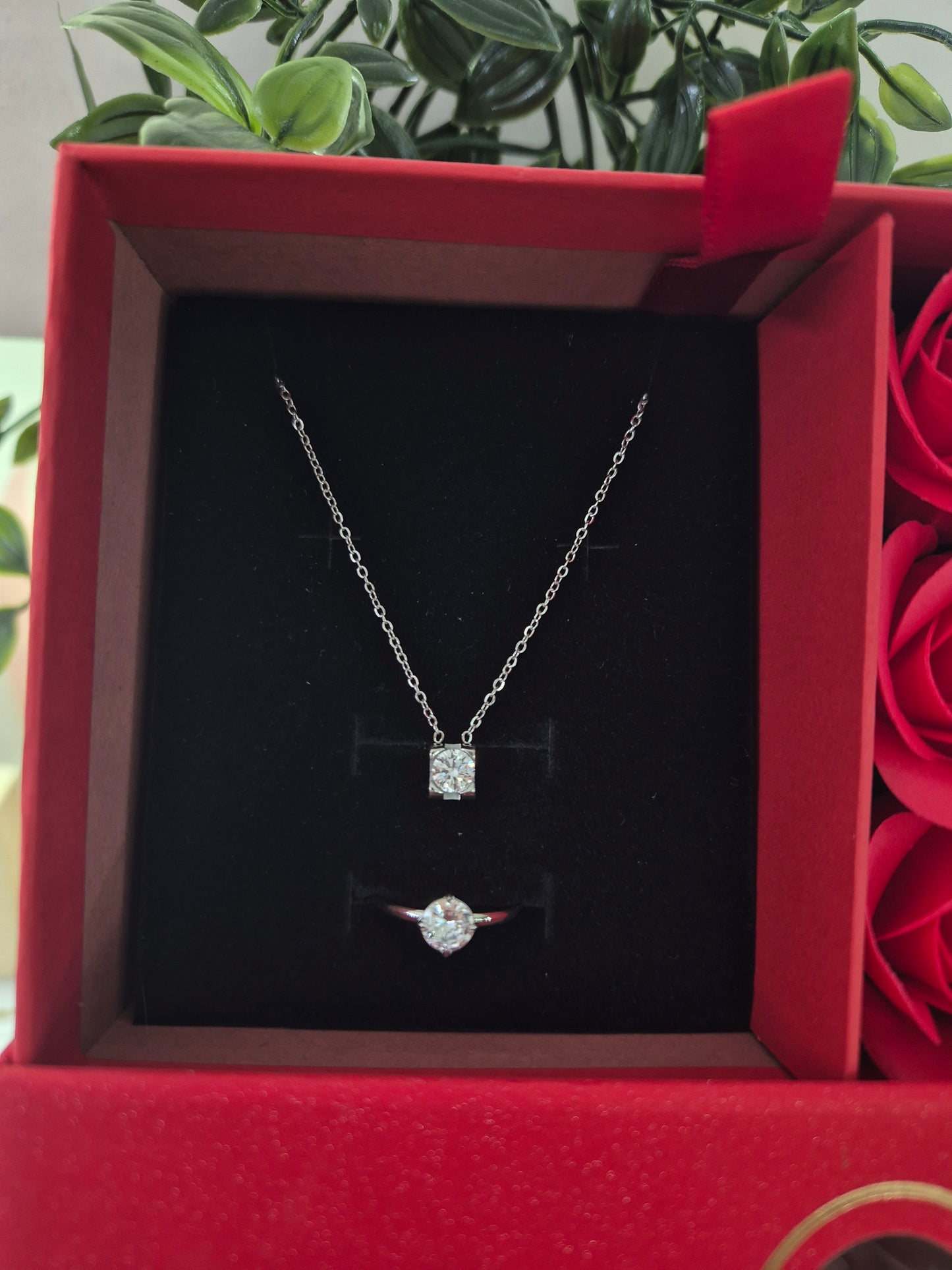 Love Bag Collana e Anello Punto Luce