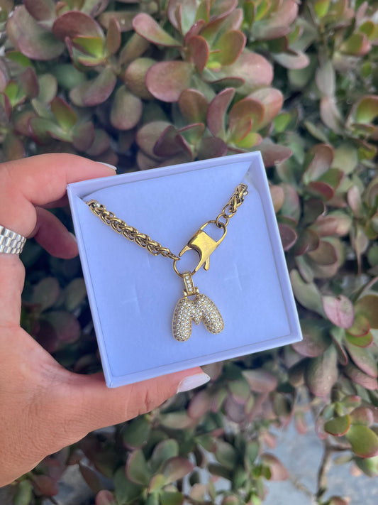 Collana Letters