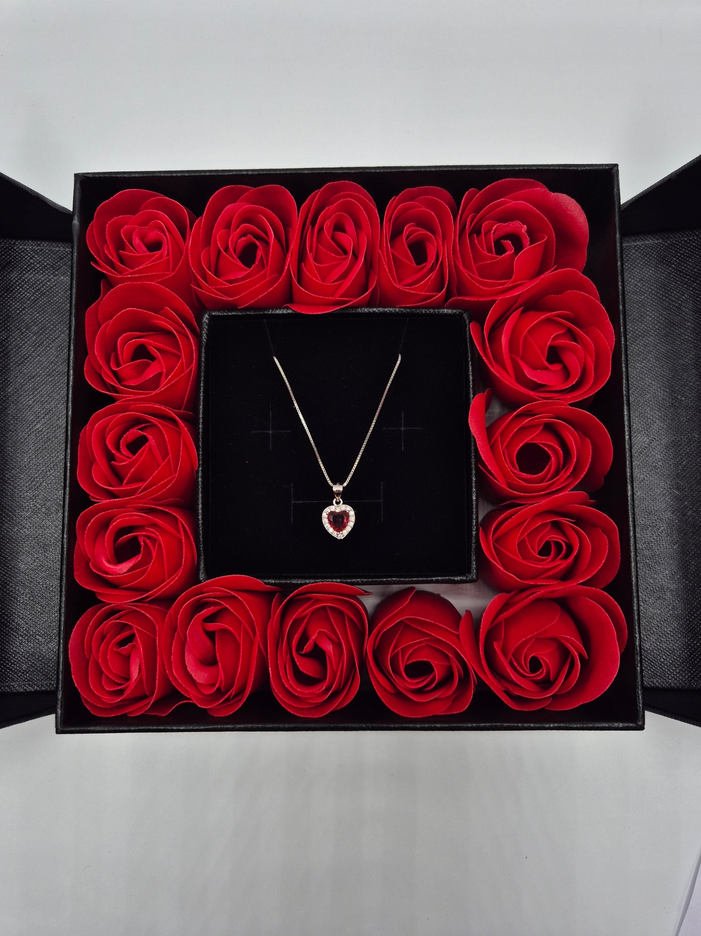 Box Mamma Collana Cuore Zirconato